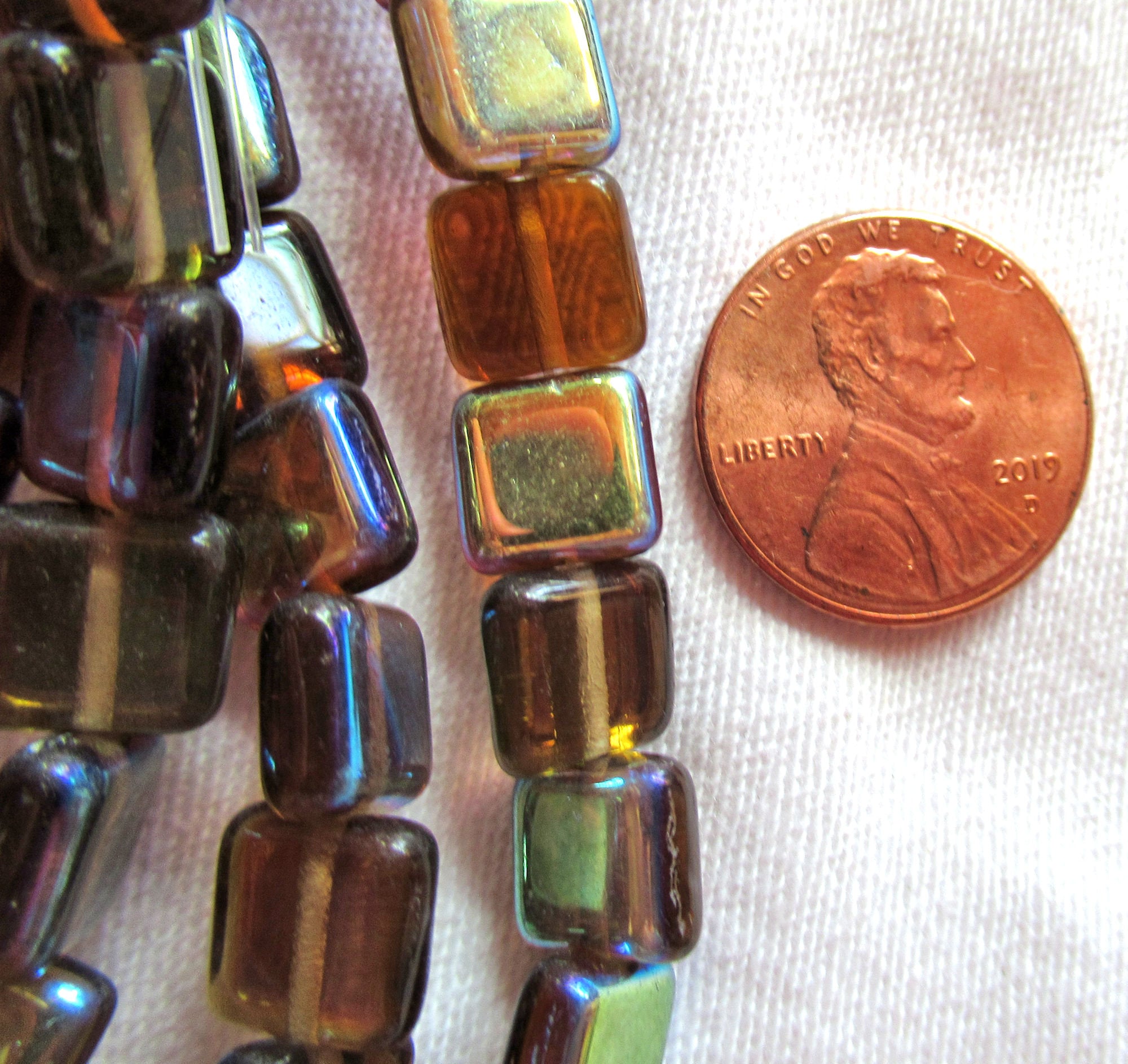Lot of 30 8mm one hole flat square Czech glass beads - topaz brown beads with an iridescentt AB finish C10101
