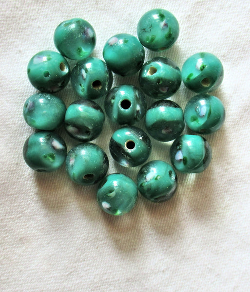 Lot of ten 10mm green smooth round floral druk beads - made in India glass flower smooth round druks C5901