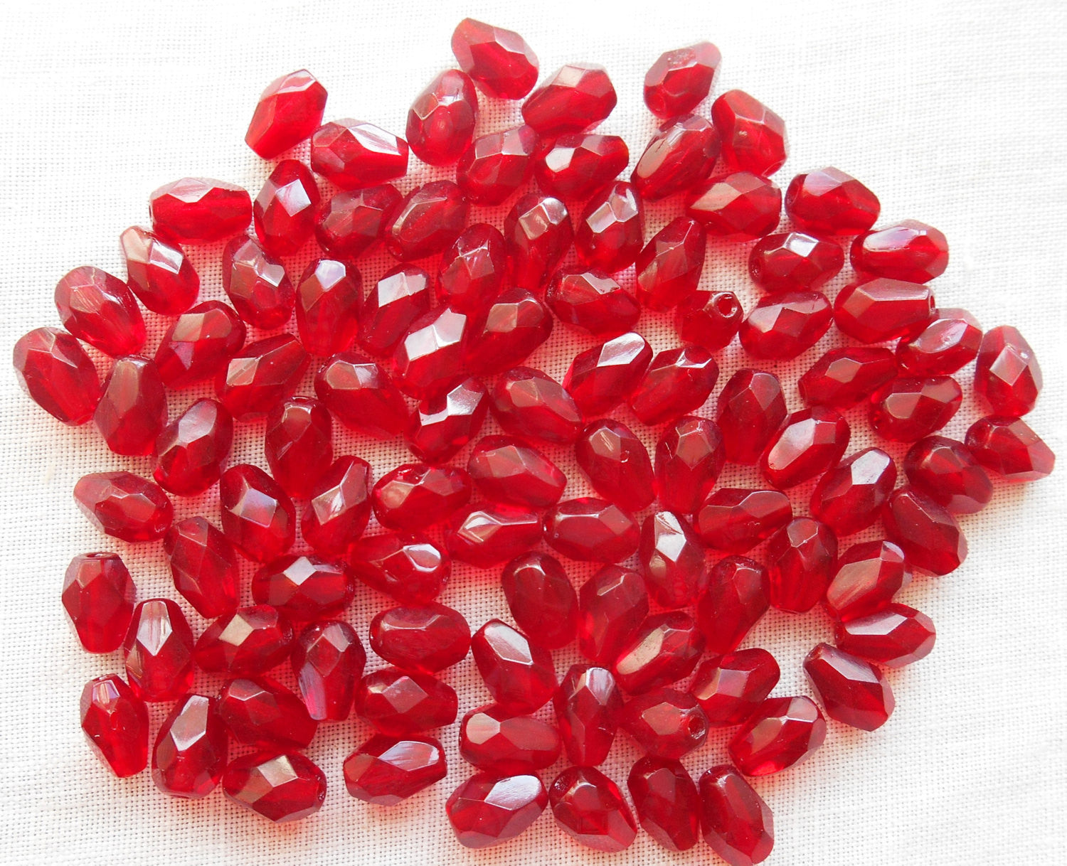25 Ruby Red, Light Garnet teardrop Czech glass beads x 7mm faceted fire polished beads C4701 x 7mm