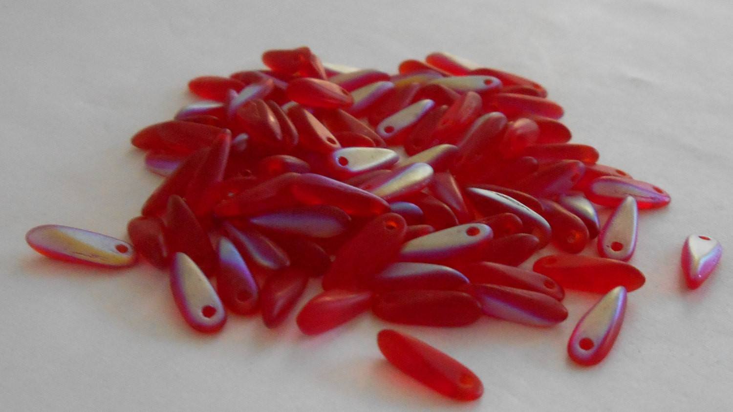 Lot of 30 red AB Czech glass dagger beads, 9mm - Glorious Glass Beads