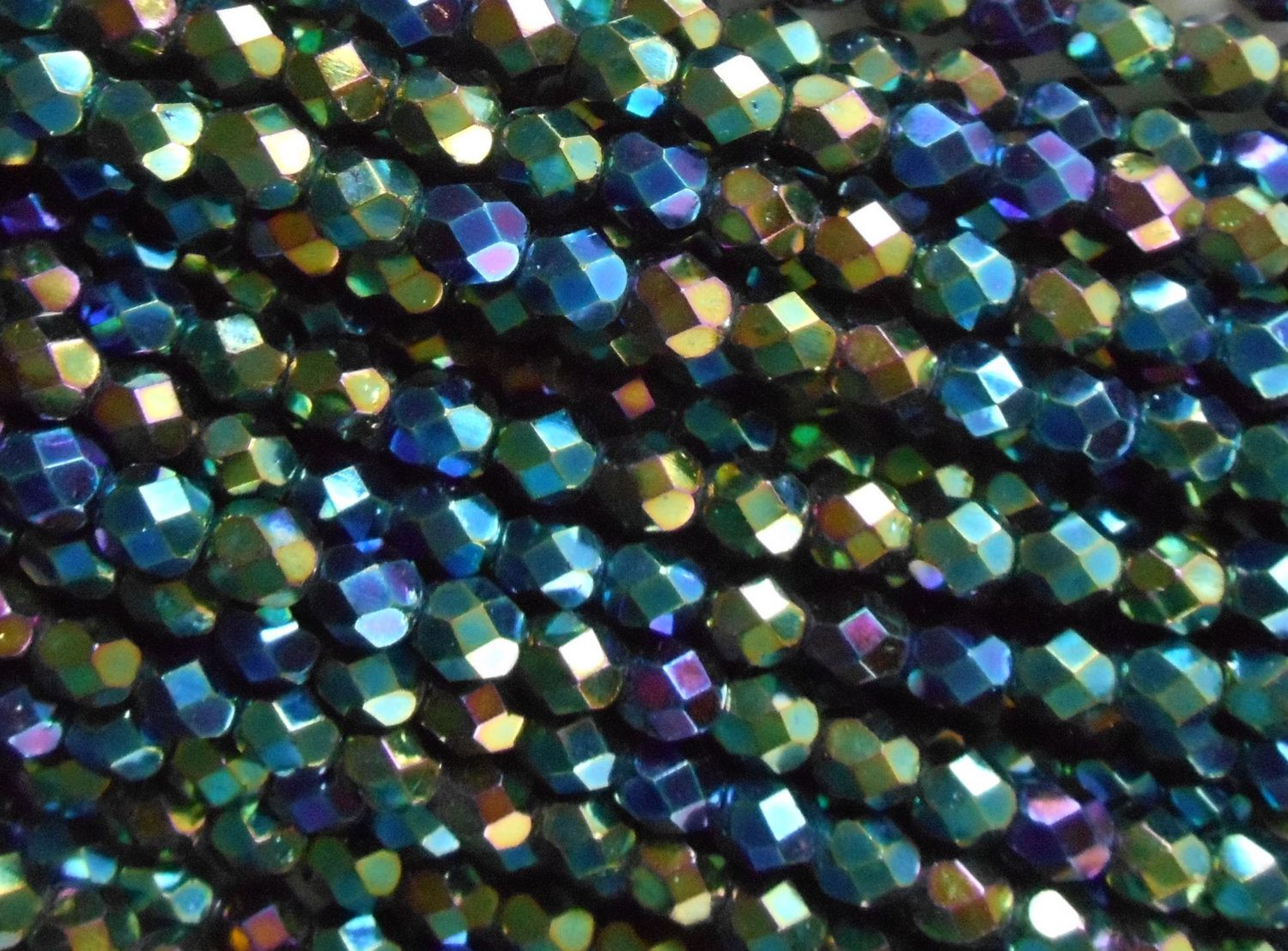 Lot of 25 6mm Iris Green Czech glass, firepolished, faceted round beads, C6425 - Glorious Glass Beads