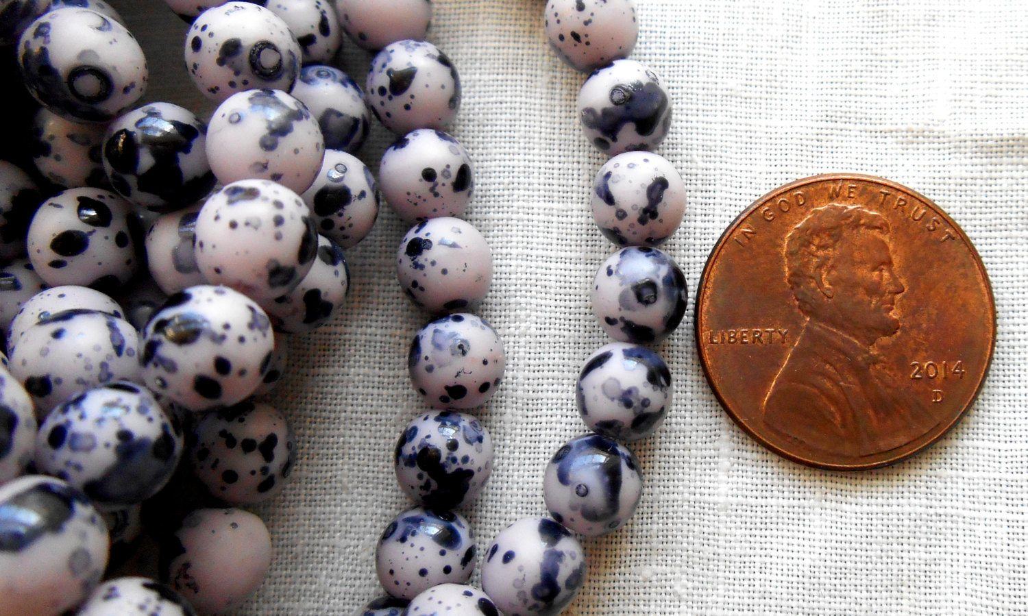 Lot of 30 6mm matte Czech glass druks, lavender speckled bird's egg druk beads, C0901 - Glorious Glass Beads