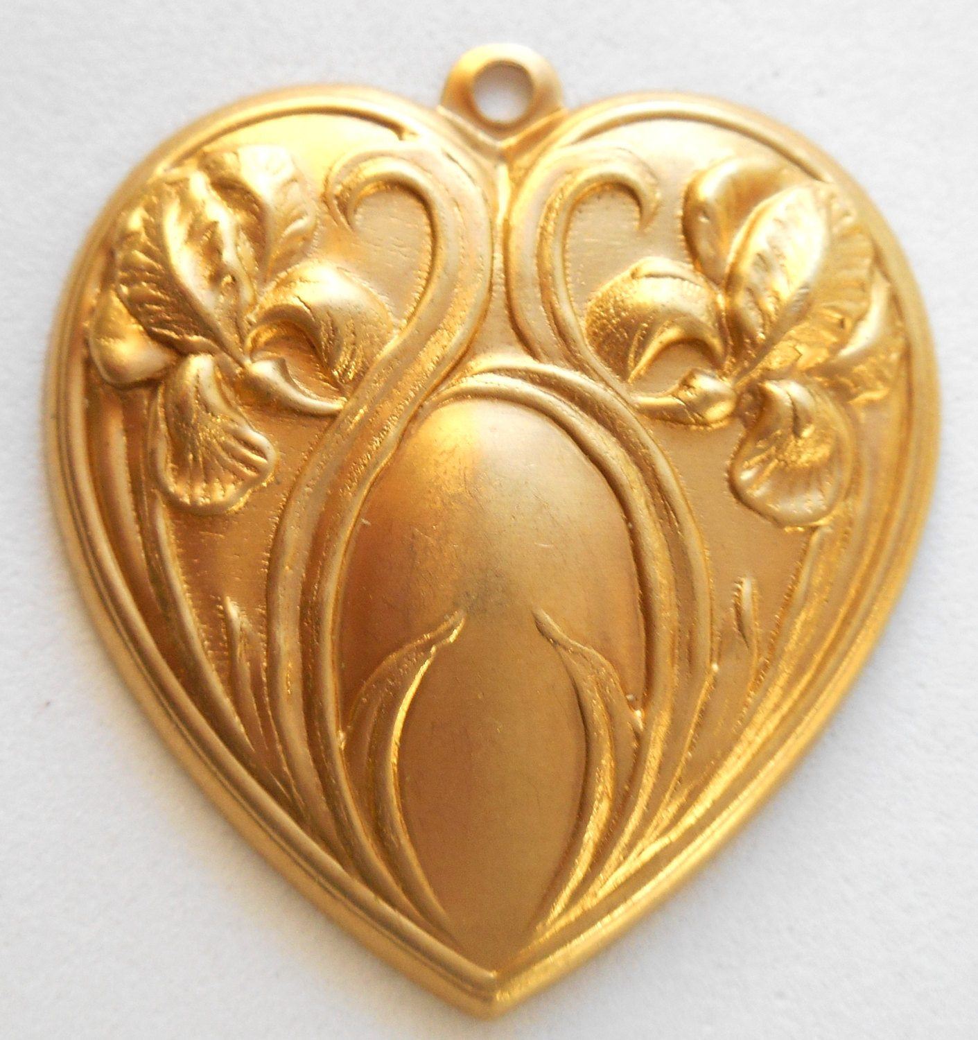 1 ornate raw brass floral Iris heart pendant, charm, brass stamping, 30 x  32mm, made in the USA C9201 – Glorious Glass Beads